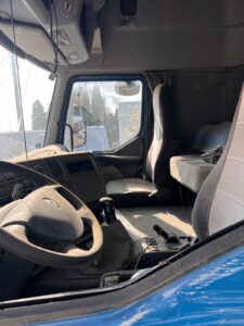 Samochód - Premium Renault 4 a99b3cf0 f321 46a3 95c4 c6f20776cf7a